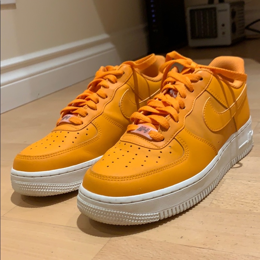Orange Nike Air Force One’s